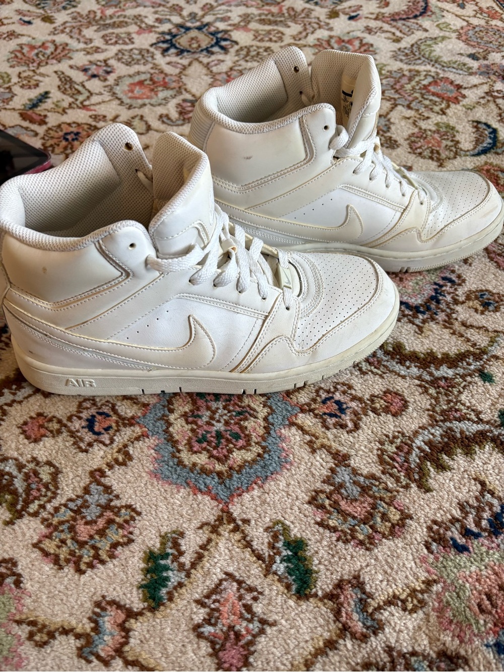 Nike Men’s White High-Top Sneakers - Picture 3 of 5